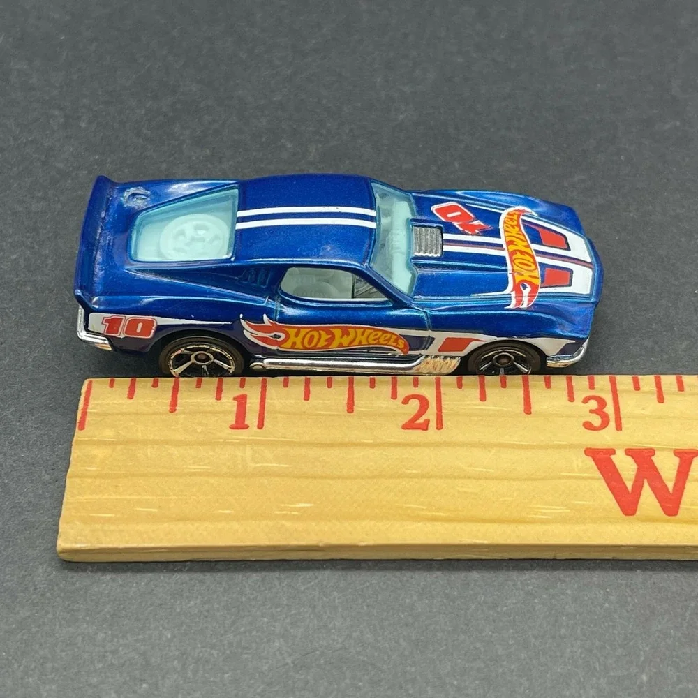 Hot Wheels Blvd Bruiser Race Racing‎ Team Car Blue Diecast 1/64 Scale Loose